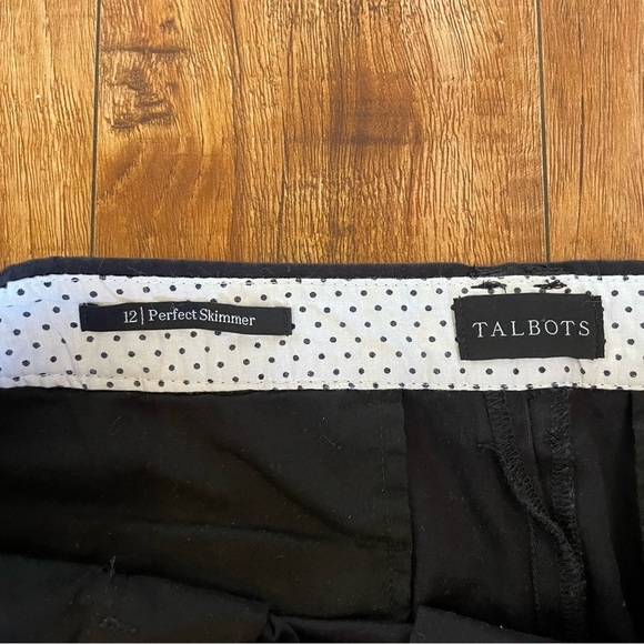 TALBOTS Women’s Black Perfect Skimmer Cropped Capri Pant Size 12 - Picture 2 of 8